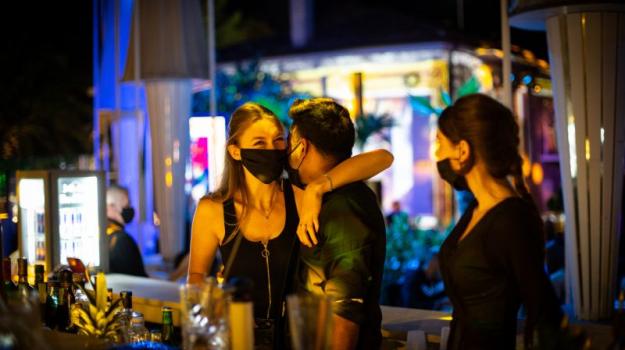 maskes-bar