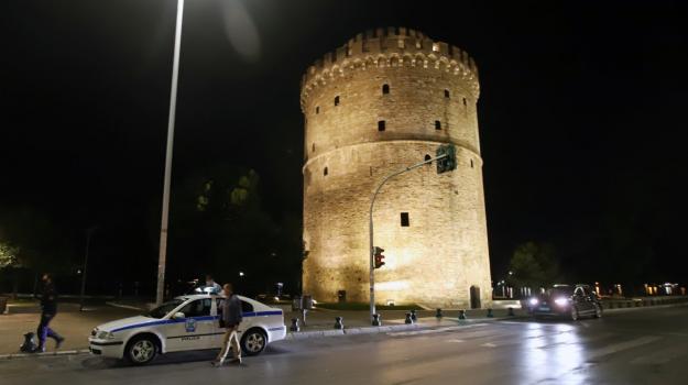 lockdown-lefkos-pyrgos-astynomia