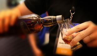 whisky_live