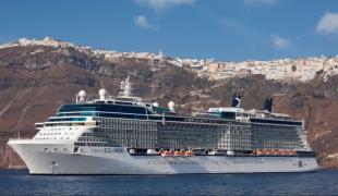 kroyazieroploio-santorini