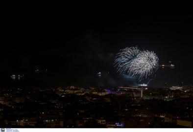 Θεσσαλονίκη-Πρωτοχρονιά-πυροτεχνήματα-8