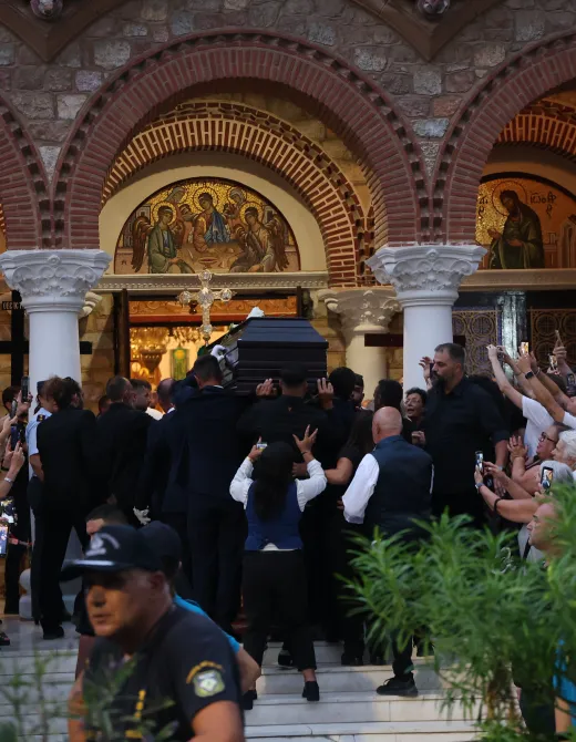 Γιώργος Μαζωνάκης