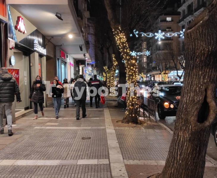 Θεσσαλονίκη: Ανοιχτά καταστήματα αύριο Κυριακή - Σε απεργία καλούν οι εργαζόμενοι
