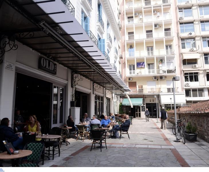 «Πικρός» καφές για την εστίαση – Φόβοι για λουκέτα σε μαγαζιά στη Θεσσαλονίκη