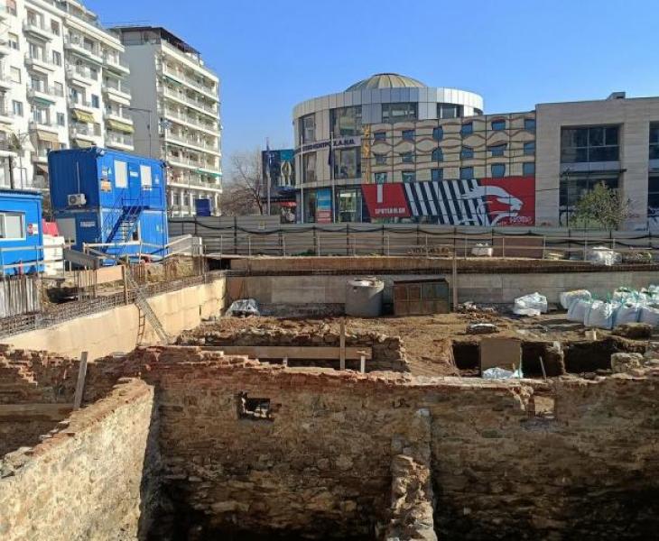 Θεσσαλονίκη: Γιατί έχει «παγώσει» το 5άστερο στην Τσιμισκή - «Είναι θέμα ασφαλείας;»