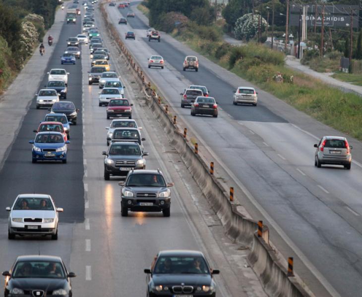Αυξημένη κίνηση στην επιστροφή από Χαλκιδική - Τα «κόκκινα» σημεία 