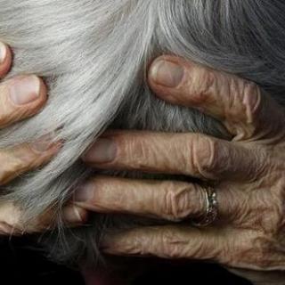 Σοκ στα Τρίκαλα: 67χρονος συνελήφθη για τον βιασμό της 92χρονης μητέρας του