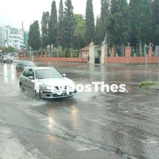 Καιρός στη Θεσσαλονίκη: Ποιες ώρες περιμένουμε βροχή σήμερα