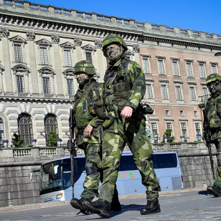 Η Σουηδία βγάζει τον στρατό στο δρόμο - Για συμμορίες από μετανάστες