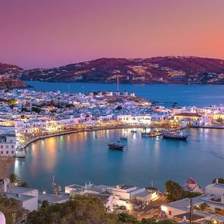 «Χτύπημα» του ελληνικού FBI στη Μύκονο - Χειροπέδες σε 6 άτομα για ναρκωτικά (ΦΩΤΟ)