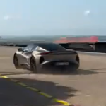 Super car στη Νέα Παραλία