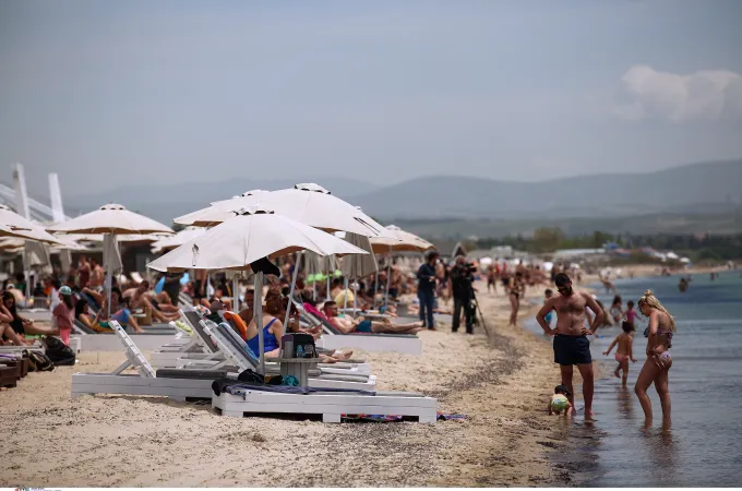epanomi-beach-bar-paralia