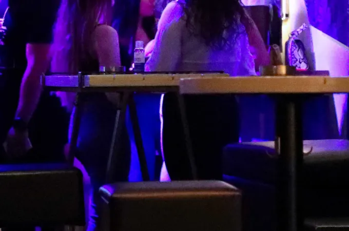 bar-club