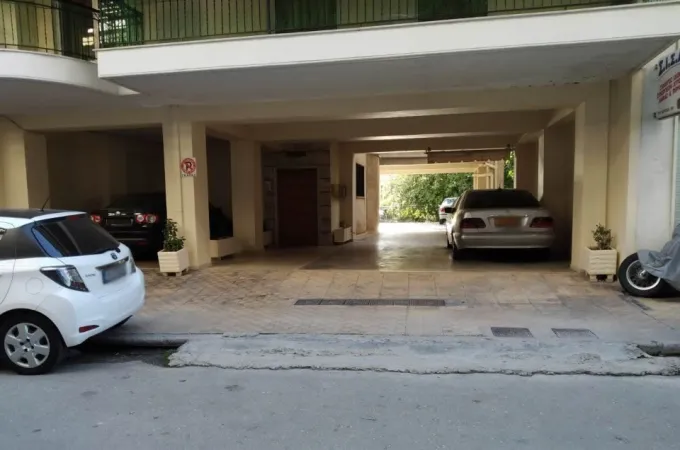 piloti-parking-aytokinito
