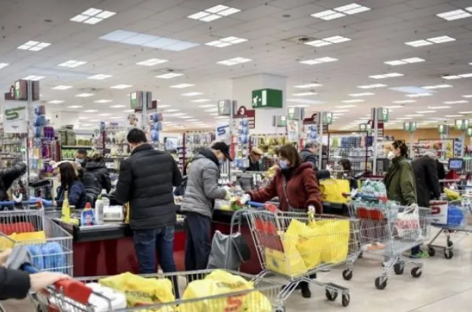 super-market