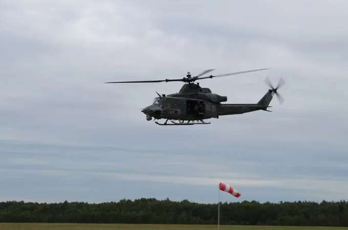 elikoptero-stratiotiko-tsexia