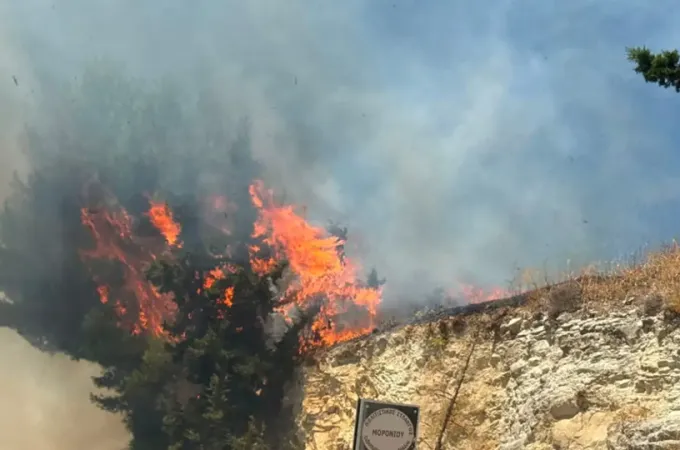 Φωτιά στο Ρέθυμνο με δύο νεκρούς πυροσβέστες