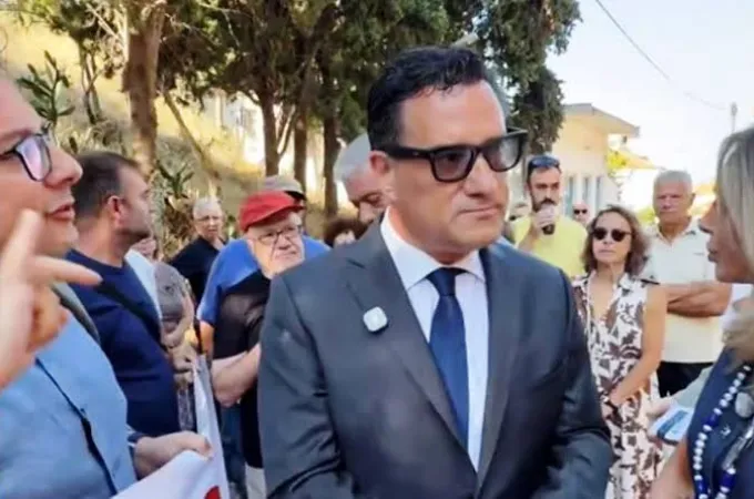 Άδωνις