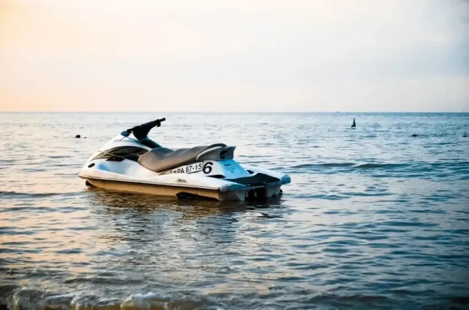 jet ski