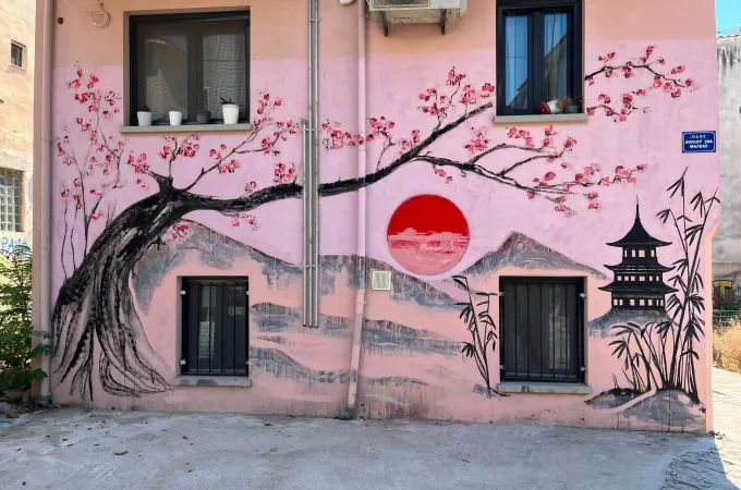 mural Ιαπωνίας στην Άνω Πόλη