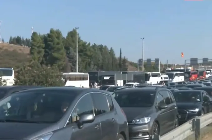Ουρές στο τελωνείο Ευζώνων