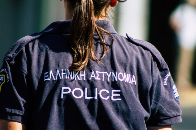 Γυναίκα αστυνομικός