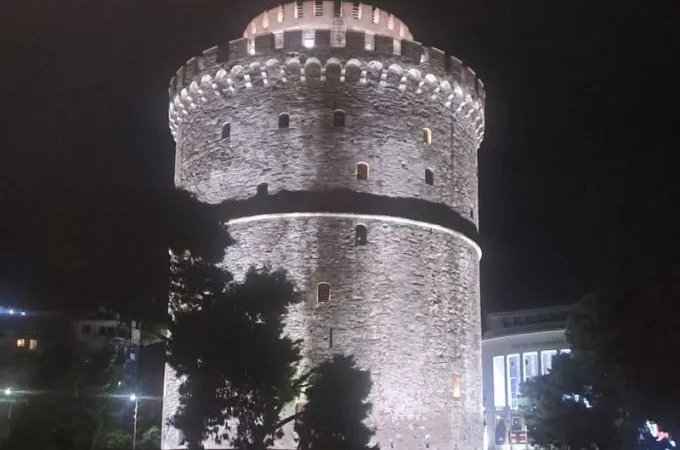 leukos pyrgos