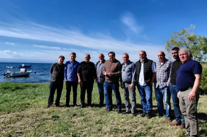 σχοινάς