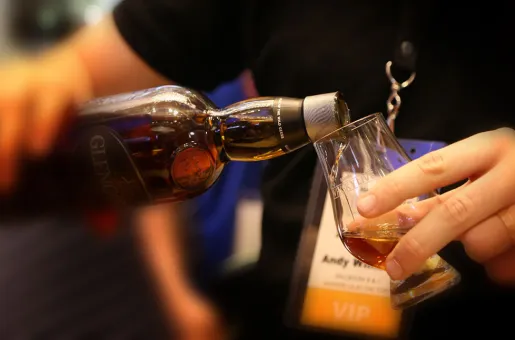 whisky_live