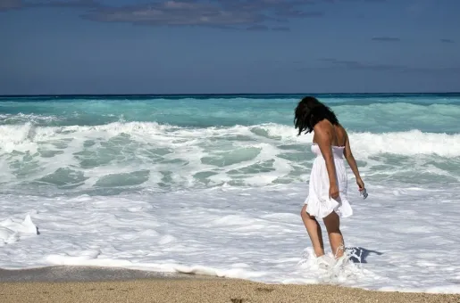 thalassa-kyma