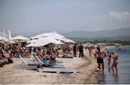 epanomi-beach-bar-paralia