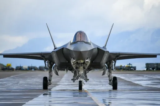 f35