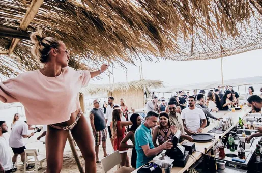 beach-bar-party