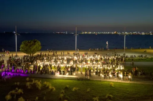 nea-paralia-nyxta