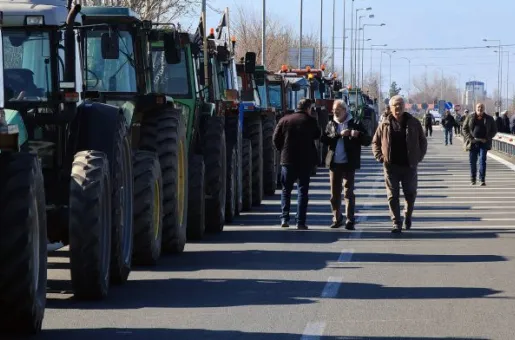 mploko-agrotes-trakter