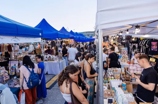 flea-market