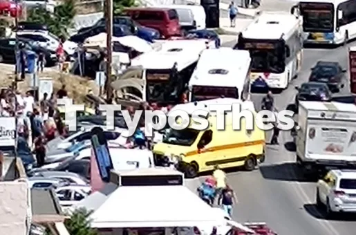 Τροχαίο με δύο λεωφορεία στη Θεσσαλονίκη