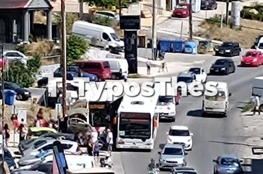 Τροχαίο με δύο λεωφορεία στη Θεσσαλονίκη