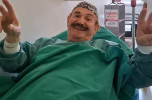 Παύλος Κοντογιαννίδης, ανάρτηση από το Νοσοκομείο