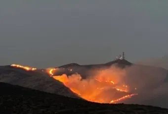 Πάρος-φωτιά