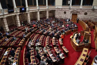 Ψήφιση στη Βουλή για συνταγματική αναθεώρηση