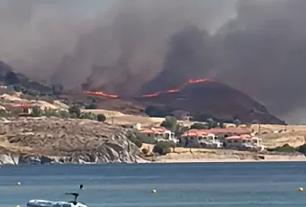 Φωτιά στη Λήμνο