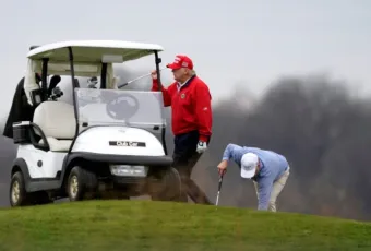 trump golf