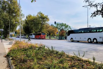 τουριστικά λεωφορεία
