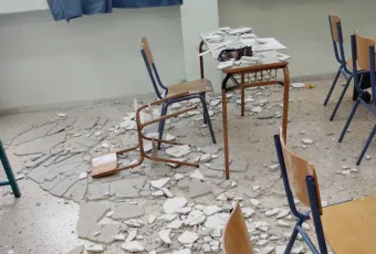 Πτώση σοβάδων σε σχολείο στα Βασιλικά
